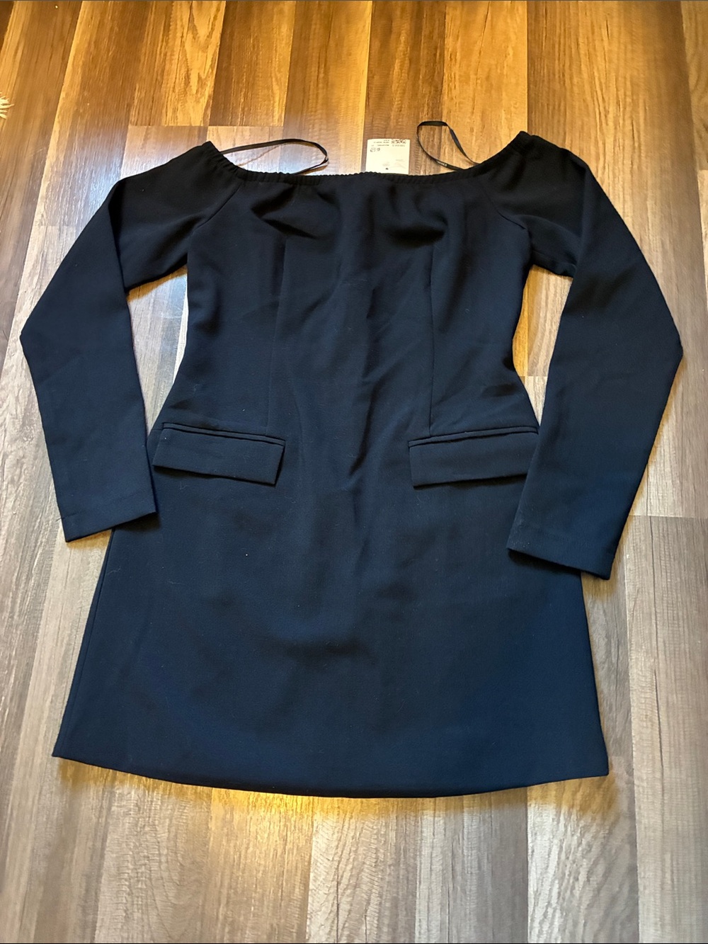 Forever 21 Black Off-the-Shoulder Long Sleeve Mini Dress-Size Medium- NWT